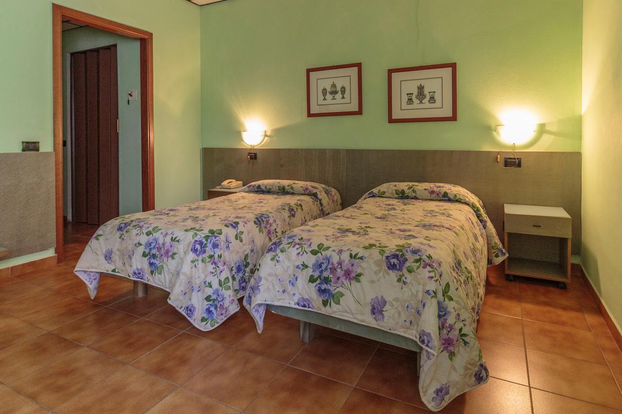 Hotel Il Telegrafo Меленьяно Экстерьер фото