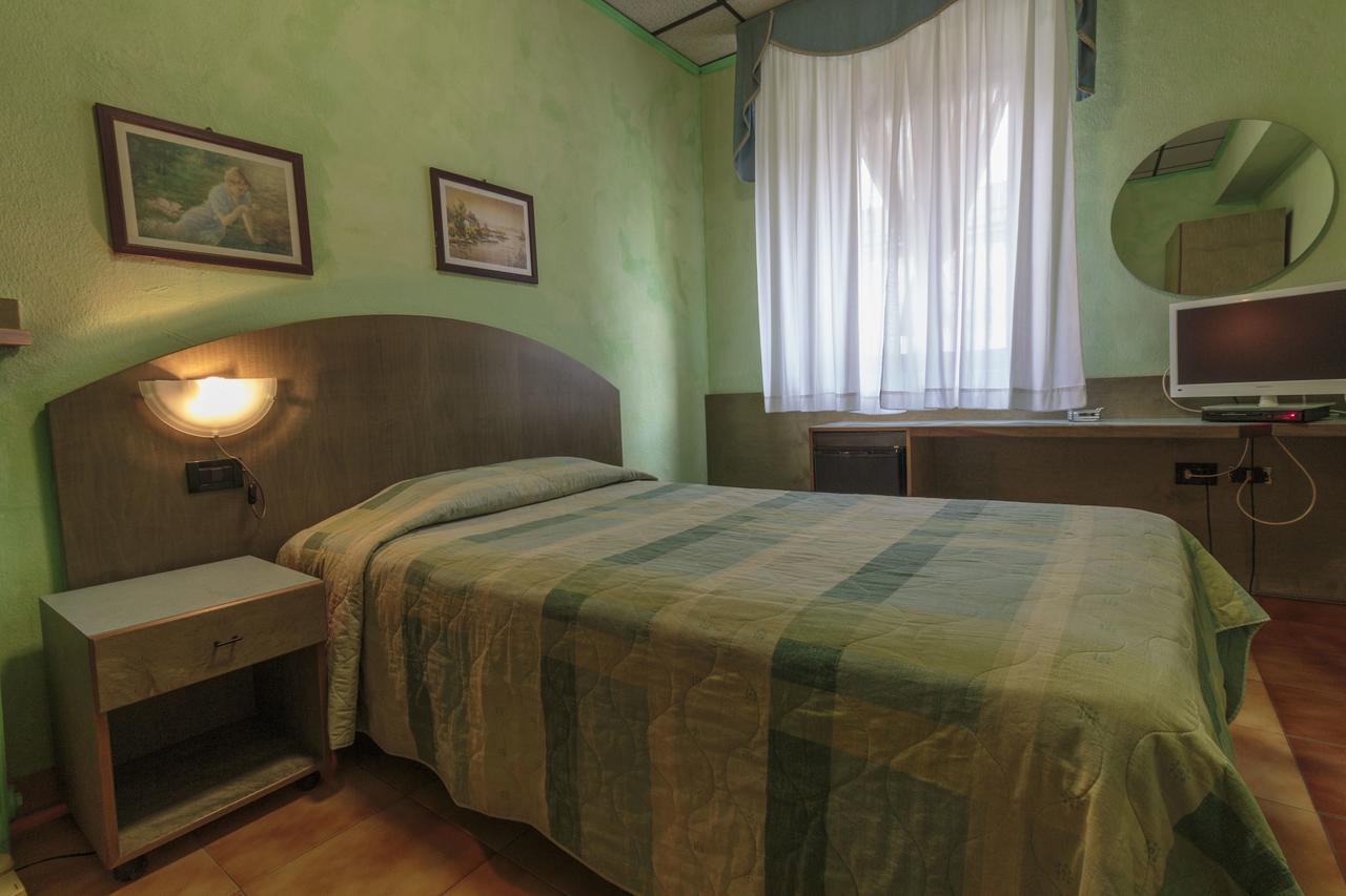 Hotel Il Telegrafo Меленьяно Экстерьер фото
