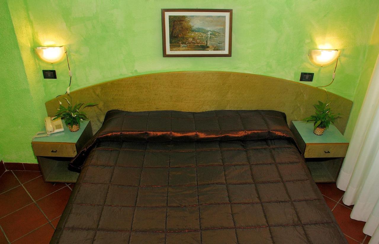 Hotel Il Telegrafo Меленьяно Экстерьер фото